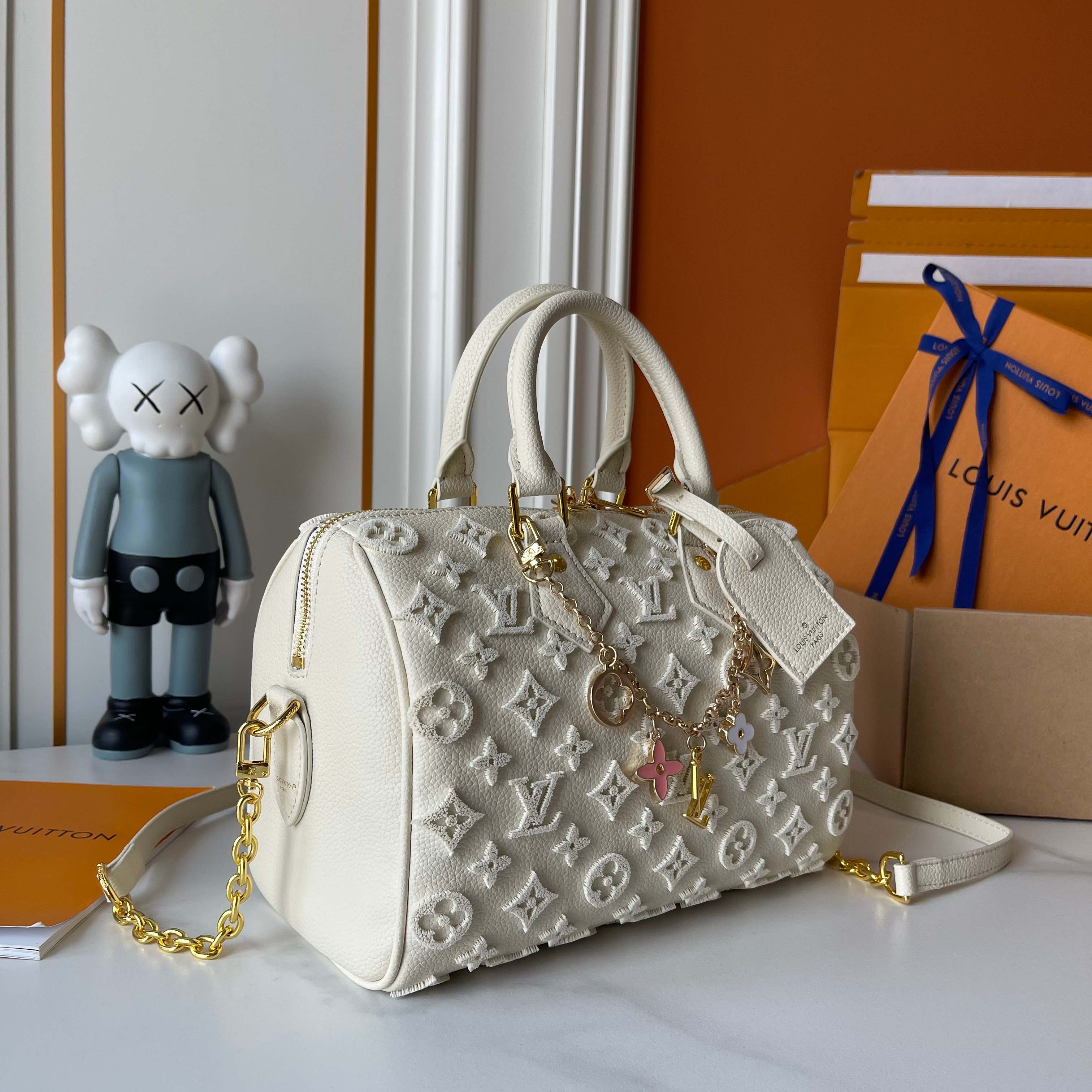Cream LV Hangbag