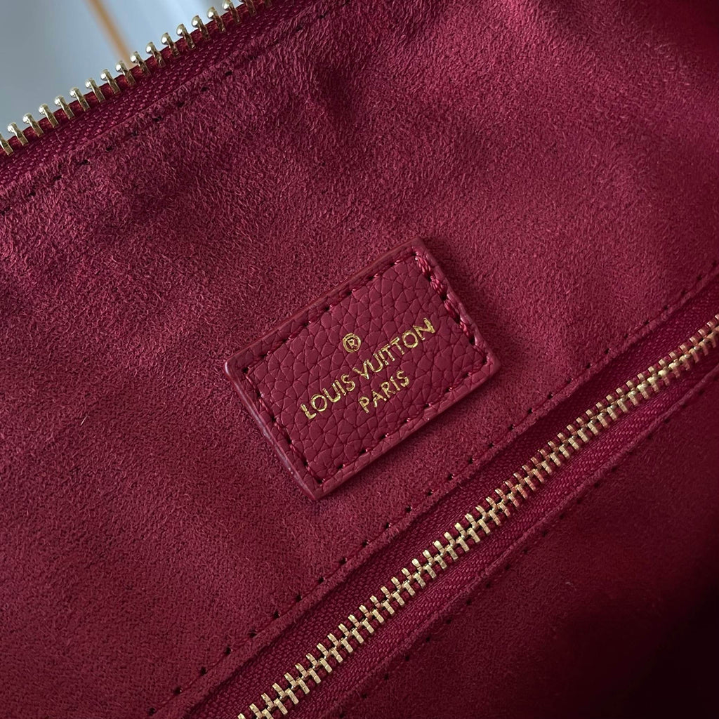 LV HangBag