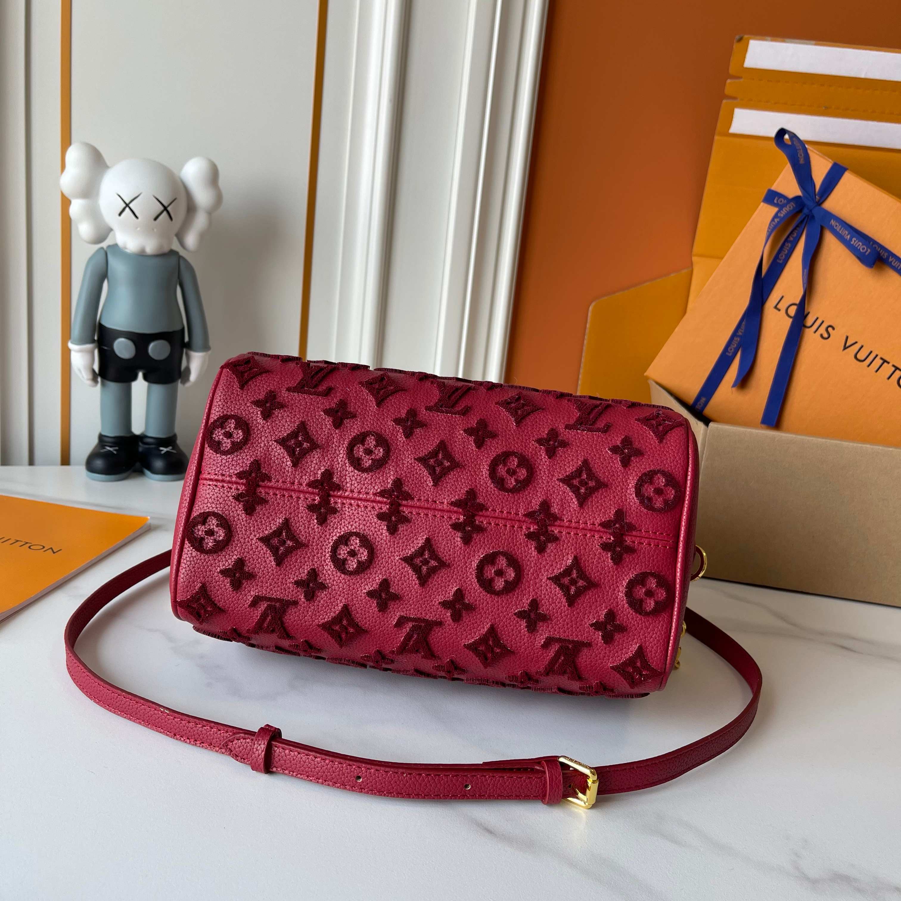 LV HangBag