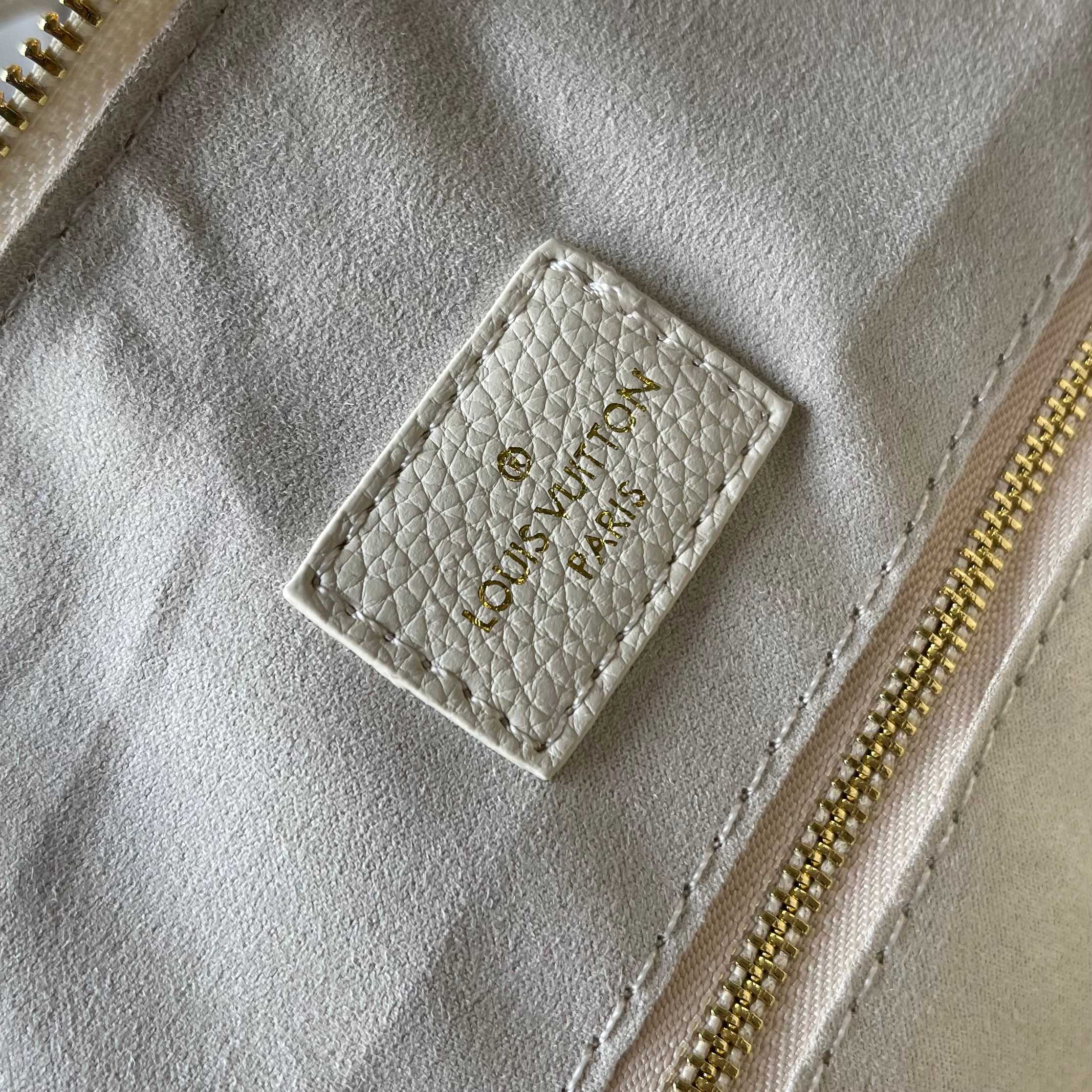 Cream LV Hangbag