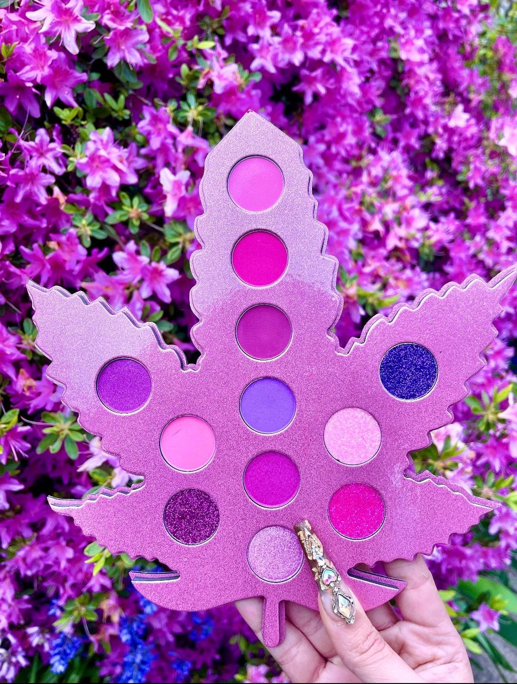 Purple Haze Leaf Magnetic Mirror Eyeshadow Pallete 💜